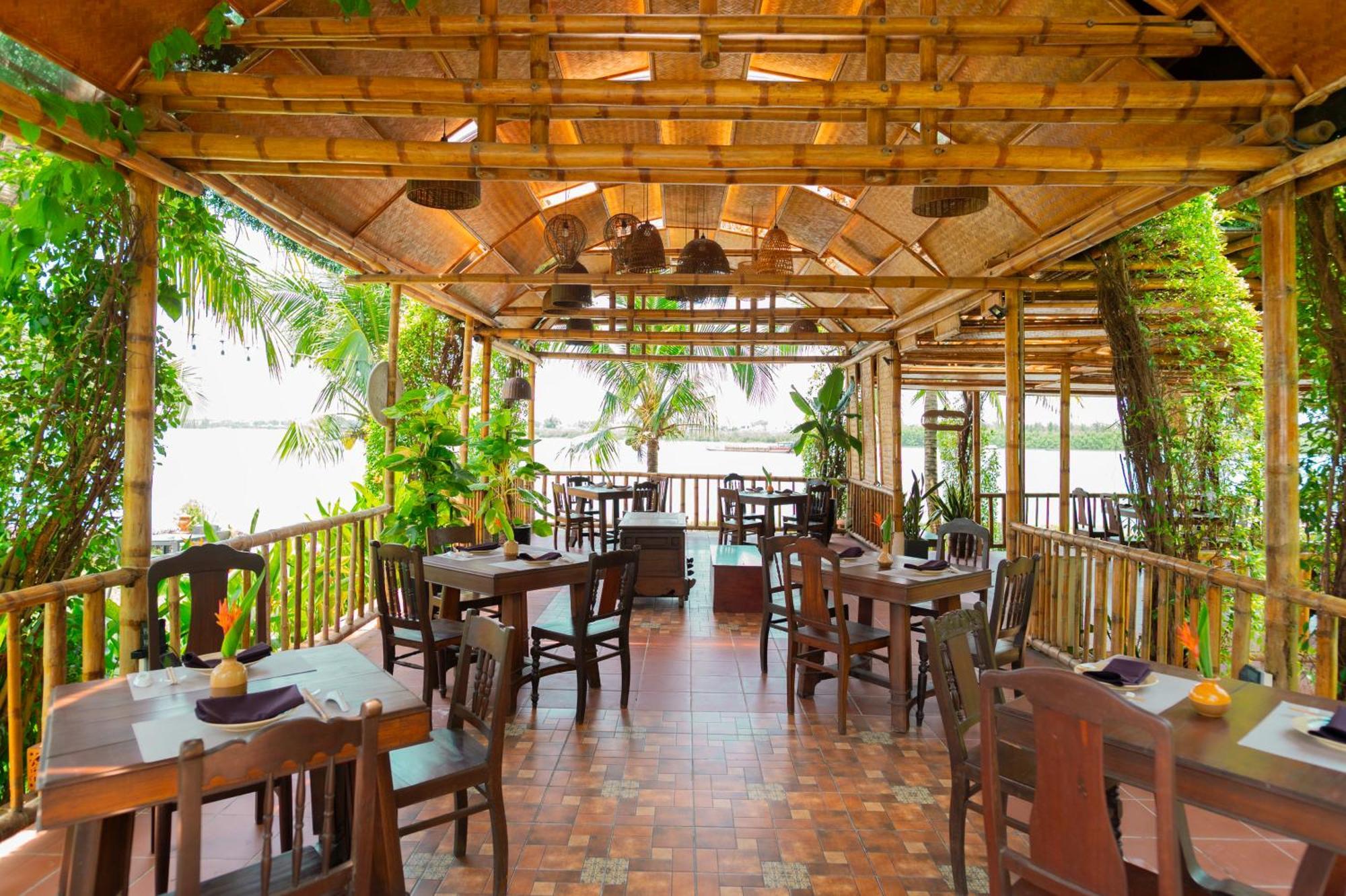 Bel Marina Hoi An Resort Zewnętrze zdjęcie The restaurant at the resort